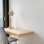 Flexliving - Whole - Hillairet Apartment
