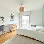 Flexliving - Whole - Hillairet *