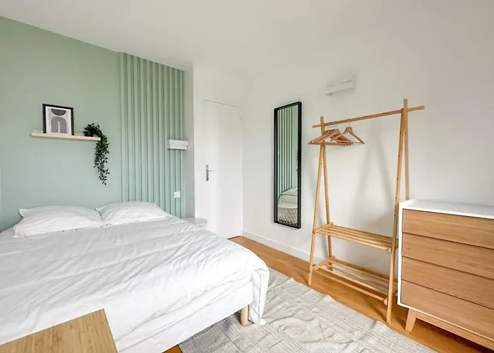 Flexliving - Whole - Hillairet * Paryż