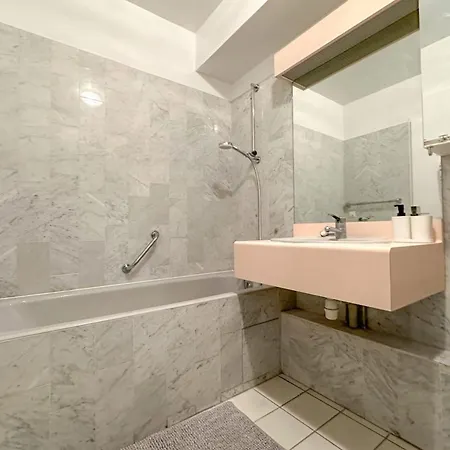 Apartment Flexliving - Whole - Hillairet Paris